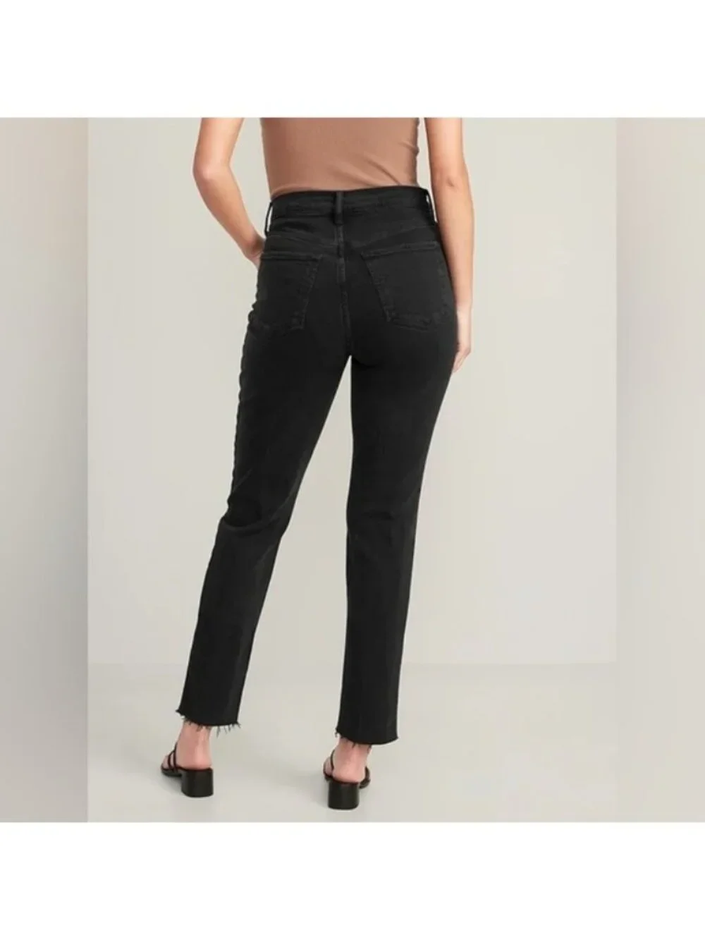 Old Navy Power Straight Jeans Womens Size 12 Black Cut Off Ankle Length Denim